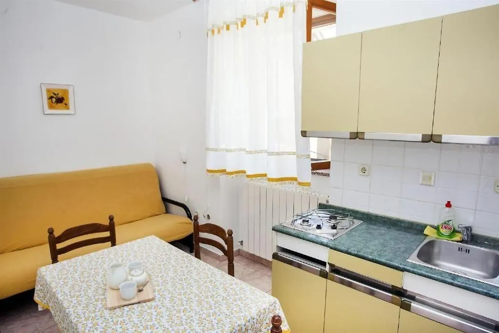Apartments Antonieta Banjole